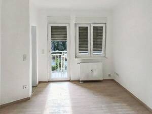 Gepflegtes Mehrfamilienhaus als Kapitalanlage mit vier Parteien in bester Frankfurter Innenstadtlage – 60322 Frankfurt am Main – Vorschaubild 5