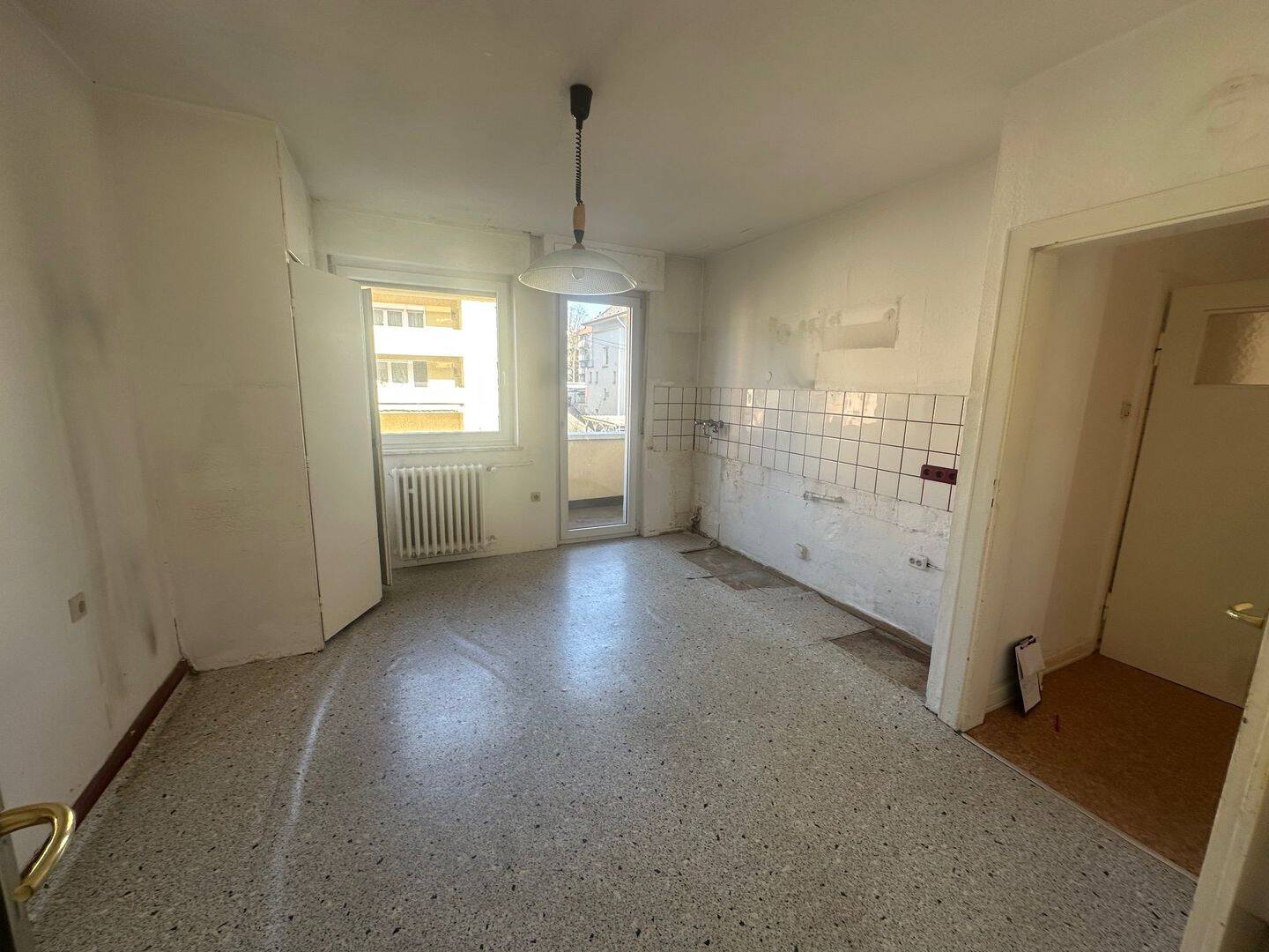Aufteiler und Eigennutzer aufgepasst! Interessantes 4-FH in bevorzugter Wohnlage – Mannheim – Vorschaubild 3