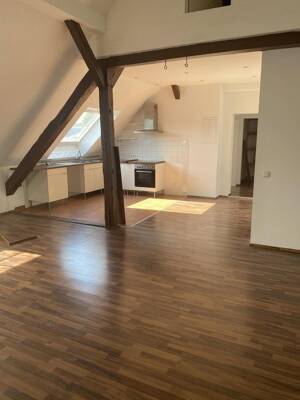 Helle 3-Zimmer-Wohnung mit Dachterrasse – 23566 Lübeck – Vorschaubild 2