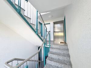 Gepflegte 3-Zimmer Eigentumswohnung in Lübeck St. Getrud mit TG-Stellplatz auf Eigenland – 23564 Lübeck – Vorschaubild 2