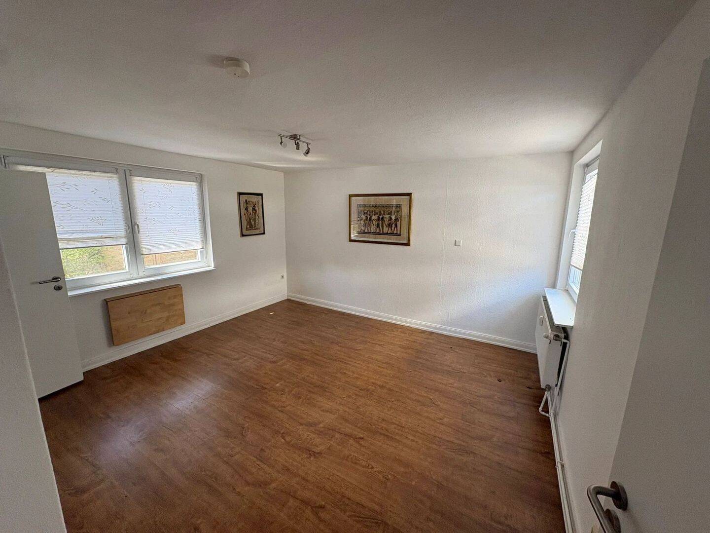 Helle 1-Zimmer-Wohnung in Hamburg-Sasel - Stadtbahnstraße 42a – Hamburg – Bild 1 von 4