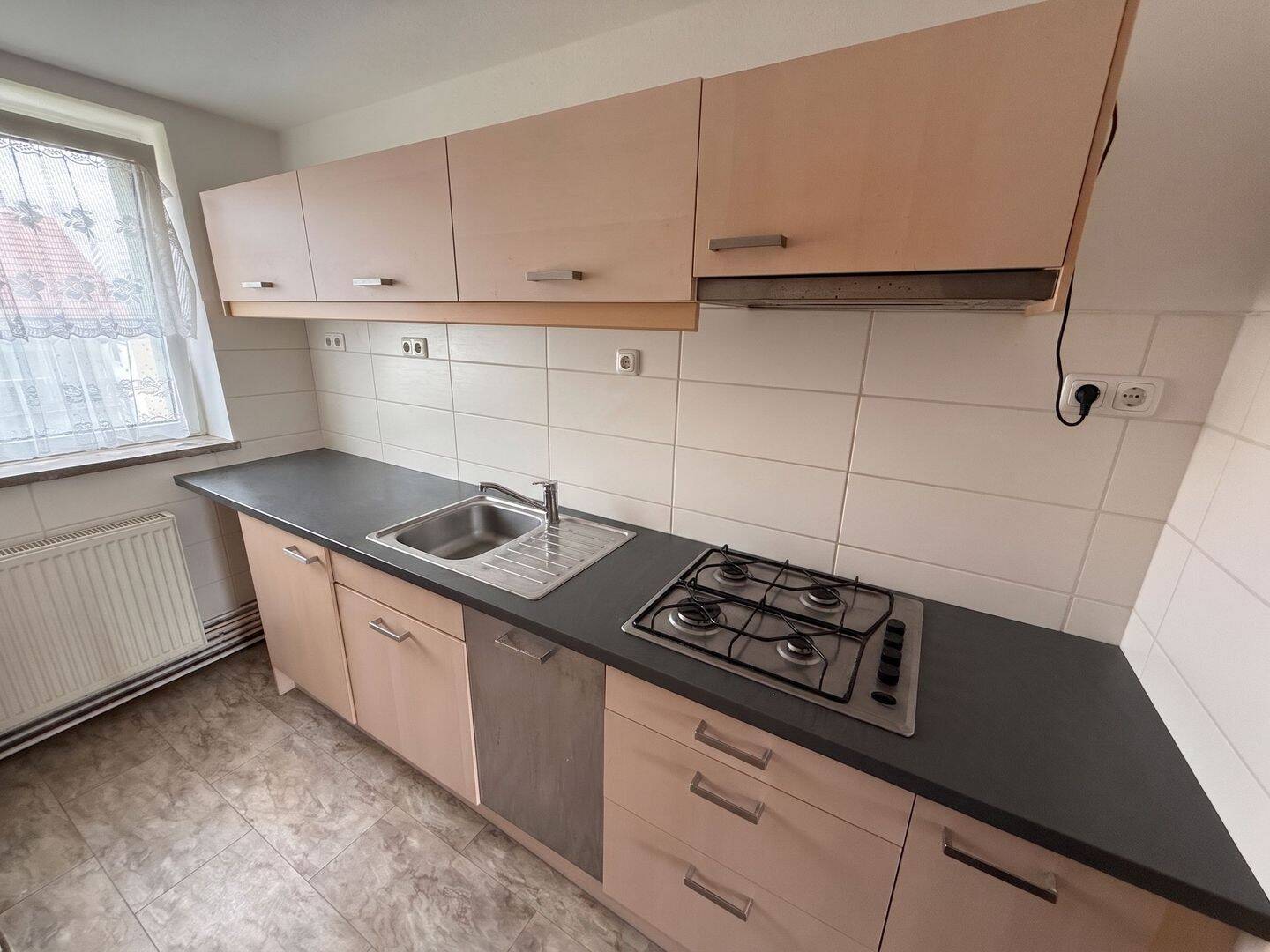sanierte und vermietete 3 Zimmer Wohnung mit Balkon in ruhiger Wohnlage von Höngeda ! – Weinbergen – Vorschaubild 6