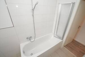 Helle, frisch renovierte 3-Zimmer-Wohnung mit Balkon – 50677 Köln – Vorschaubild 7
