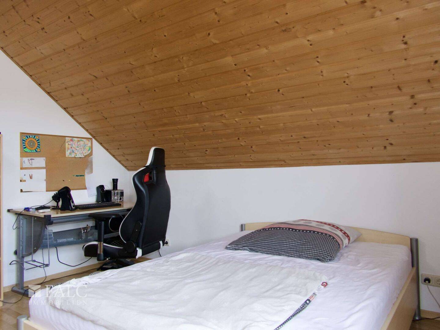 Einfach Mehr: Top gepflegte 2-Zimmer-Wohnung, EBK & TG inklusive. Ruhige Wohnlage in 93333 Neustadt. – Neustadt an der Donau – Vorschaubild 6