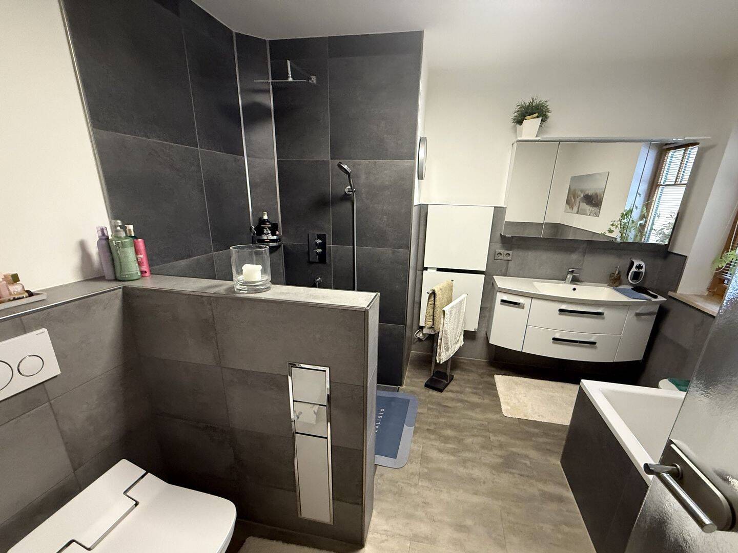 Plauen-Bestlage: Modernes Zweifamilienhaus mit Einliegerwohnung – Plauen – Vorschaubild 9