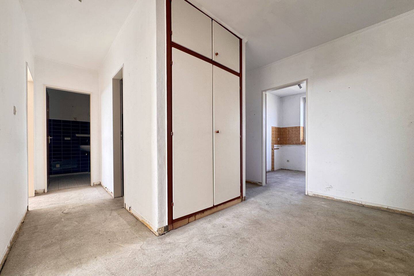 Attraktive 3-Zimmer-Wohnung mit großzügigem Schnitt, Süd-Südwest-Balkon – Lübeck – Vorschaubild 6
