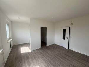 Super Aussicht aus deinem 1 Zimmer Apartment | + EBK auf Wunsch – 8062 Zwickau – Vorschaubild 3