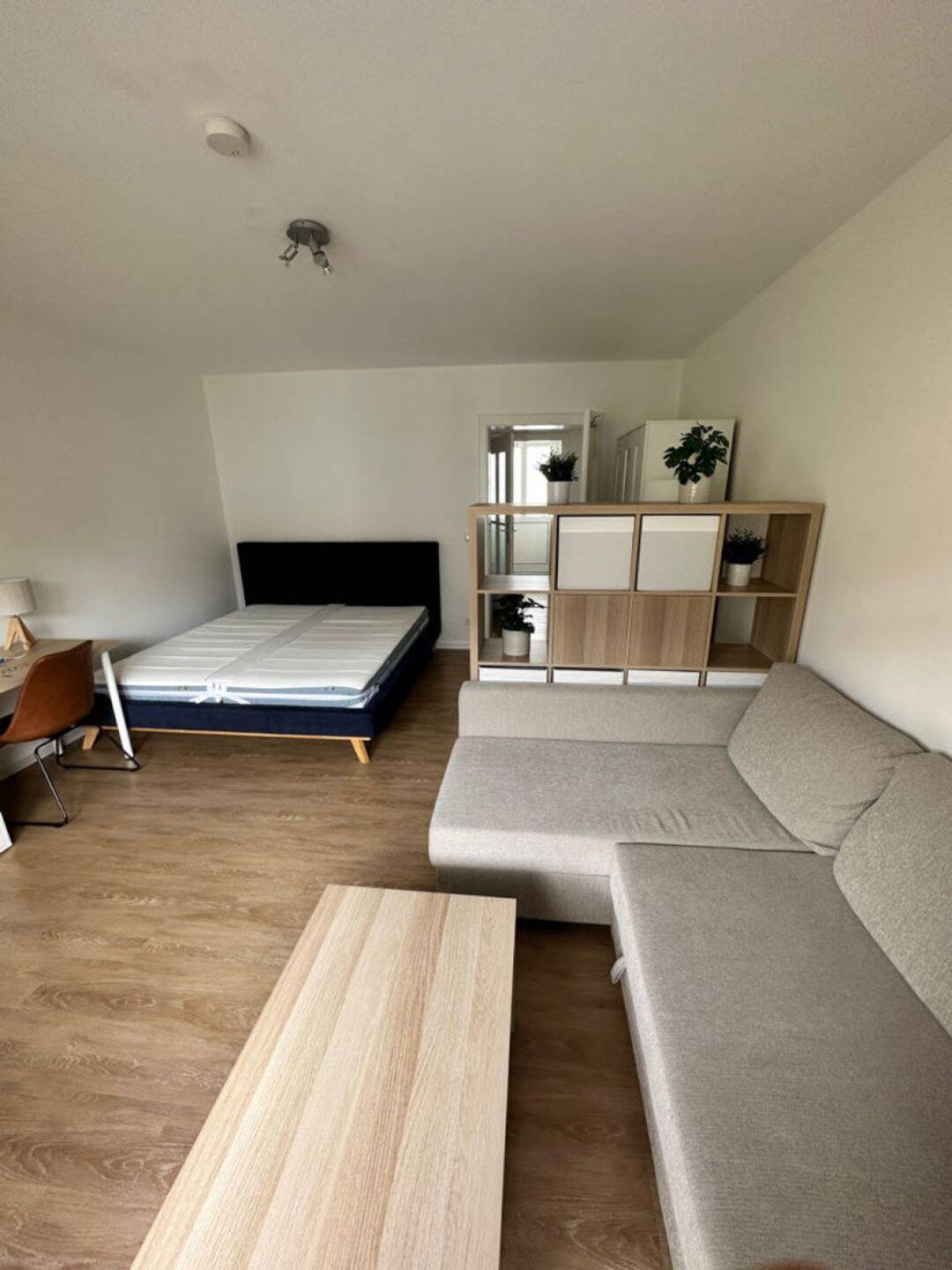 Modernes und Möbliertes Apartment in München – München – Vorschaubild 4
