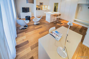 Welc(H)ome® by RIDA FLATS - CGN City: All-in! Internet, Balkon & Top-Lage – 50670 Köln – Vorschaubild 2