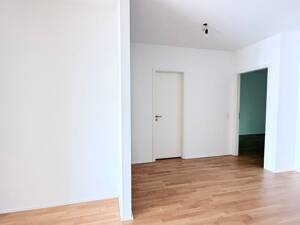 Großzügige Wohnung mit Wintergarten und Balkon sucht Mieter: 3-Zimmer, 119m² – 65187 Wiesbaden – Vorschaubild 3